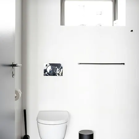 Live In Historical Surroundings At Helnaes * Ebberup