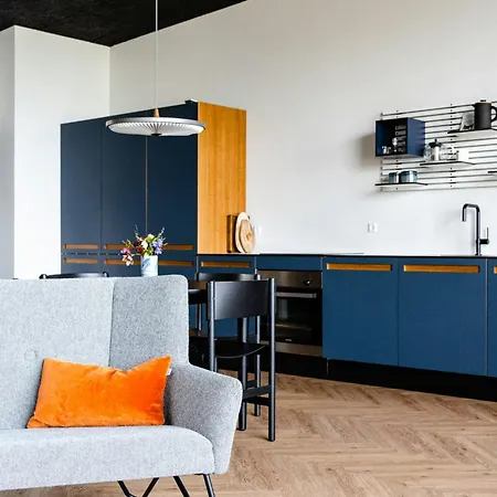 펜션 Live In Historical Surroundings At Helnaes Ebberup