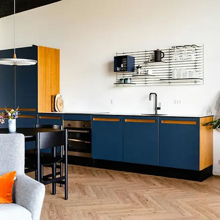 Live In Historical Surroundings At Helnaes 펜션 *